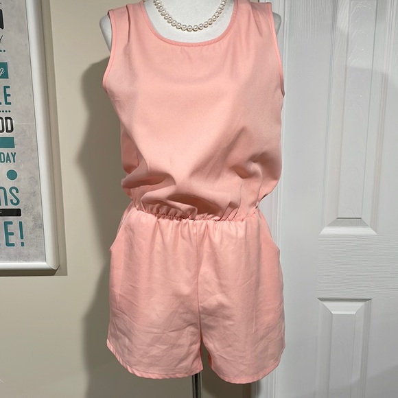 Peach shorts romper with cute features. - Picture 2 of 9